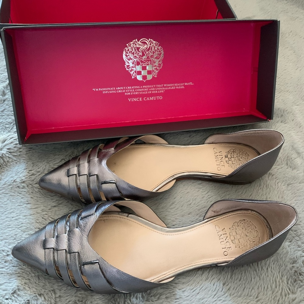 MUST GO! Vince Camuto Metallic D’Orsay Flats